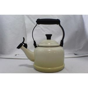 Le Creuset 1.1 Liter 1.25 Quart Whistling Spout Teapot Cream Colored